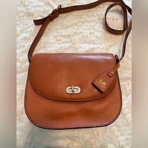 Lo & Sons Claremont leather camera bag